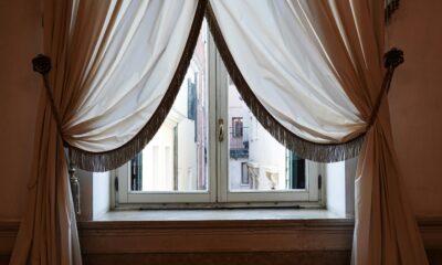 How to Design a Luxury Lounge Area at Home